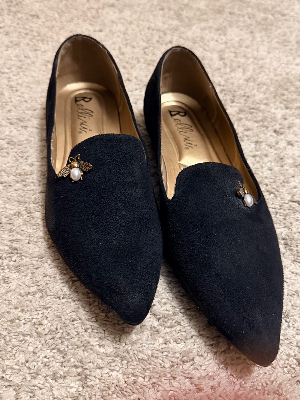 *New* Bellini Beam Black Suede Bee Embellished Bee Smoking Flats  – Size 11W